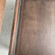 Large fauteuil en bois à dossier inclinable réglable