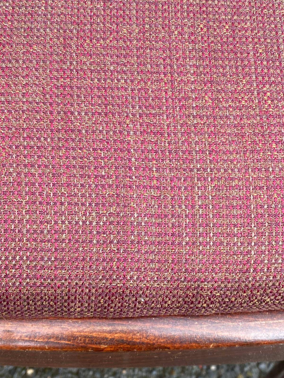 Mahogany chair in English style with burgundy fabric from the 20th century.