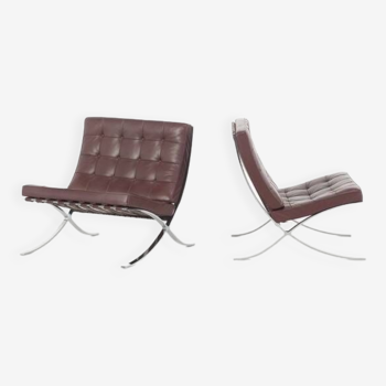 Pair of "Barcelona" armchairs by Ludwig Mies van der Rohe for Knoll, USA 1929.