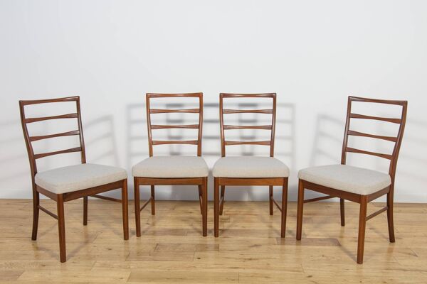 Chaises de salle à manger des années 50 de McIntosh, Royaume-Uni, années 1960, ensemble de 4.