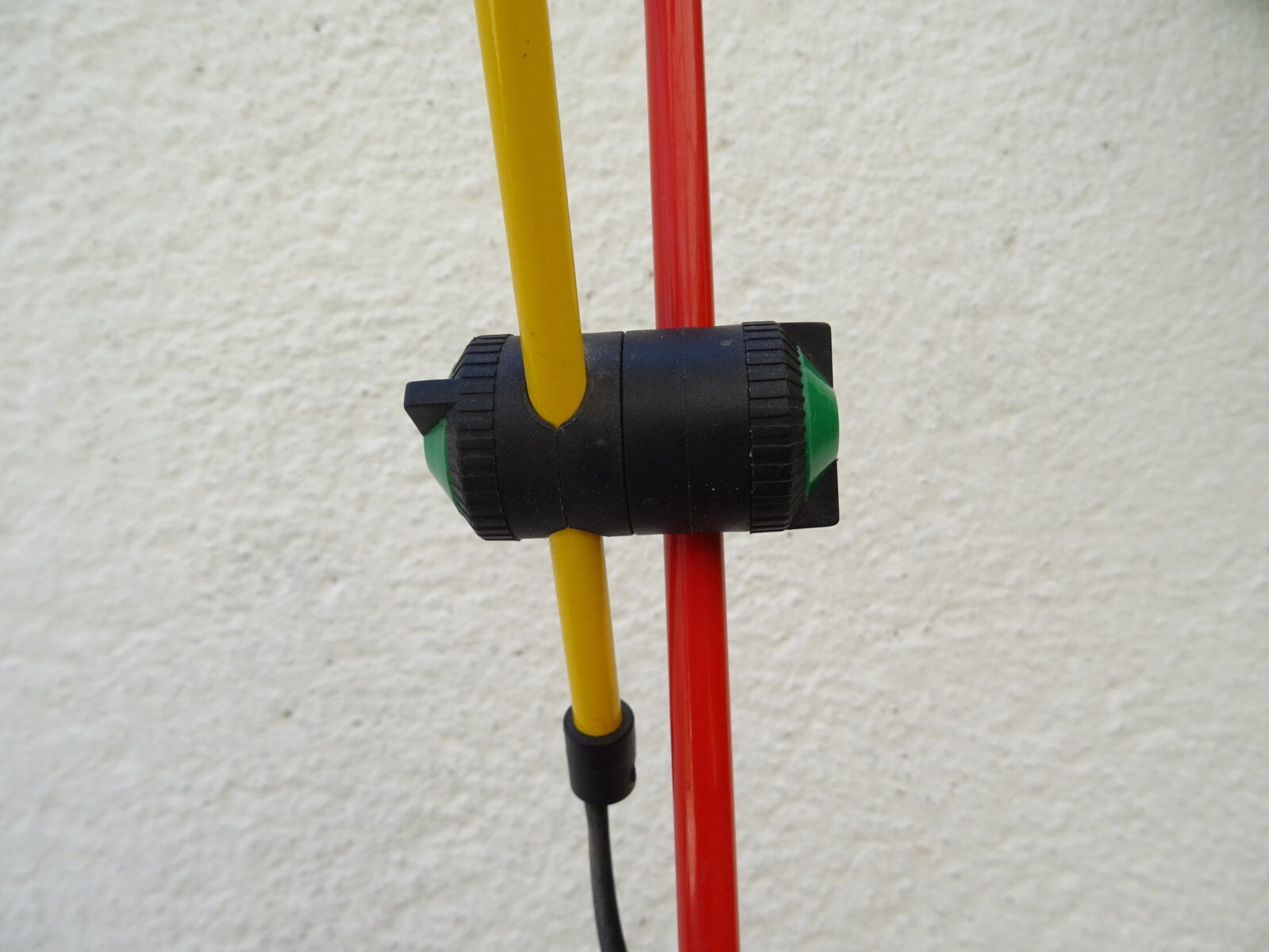 80s metal lamppost Memphis style