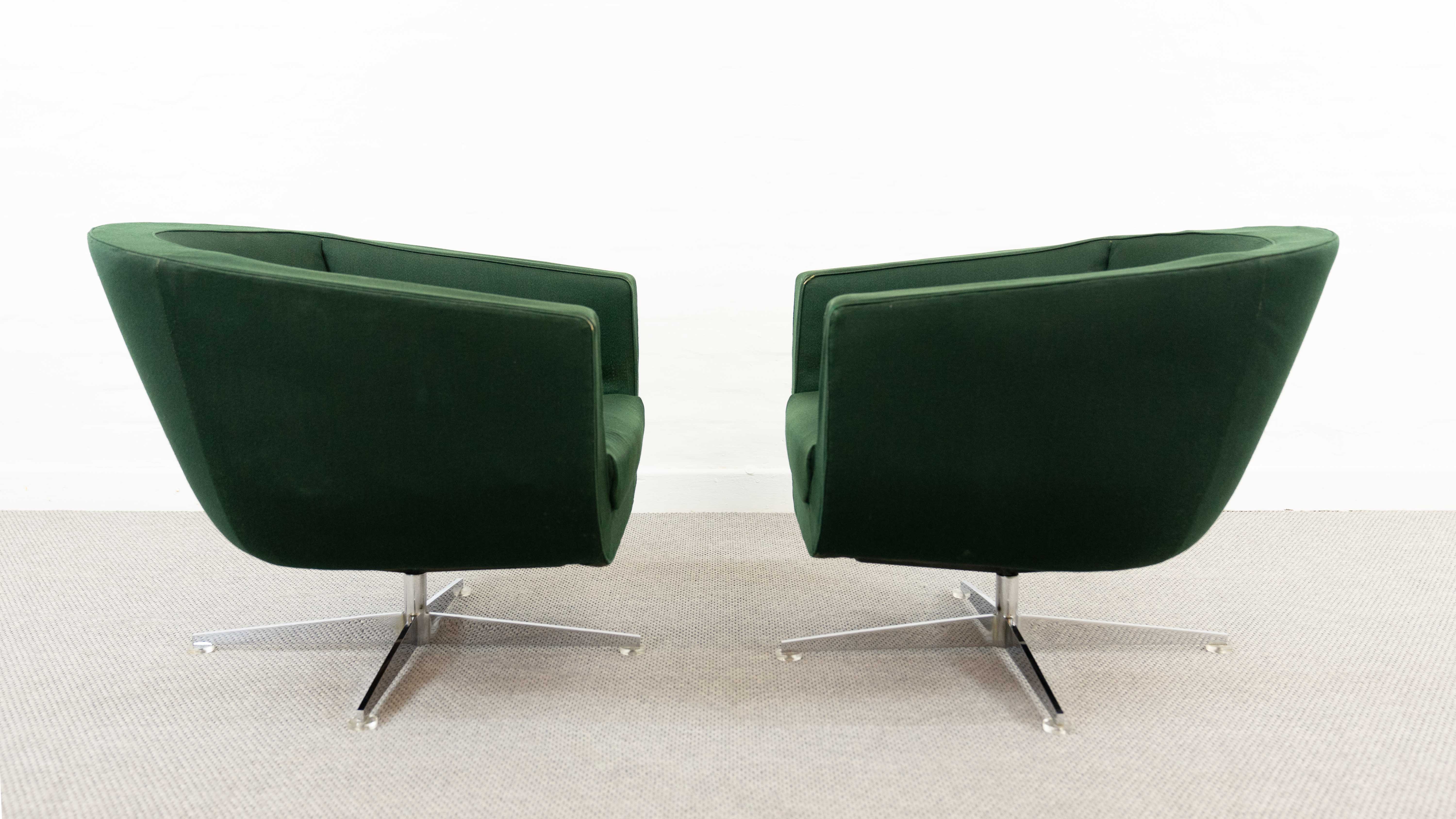 Vintage Mid Century Clubchairs - Cocktail Chairs in dark green fabrics 60s
