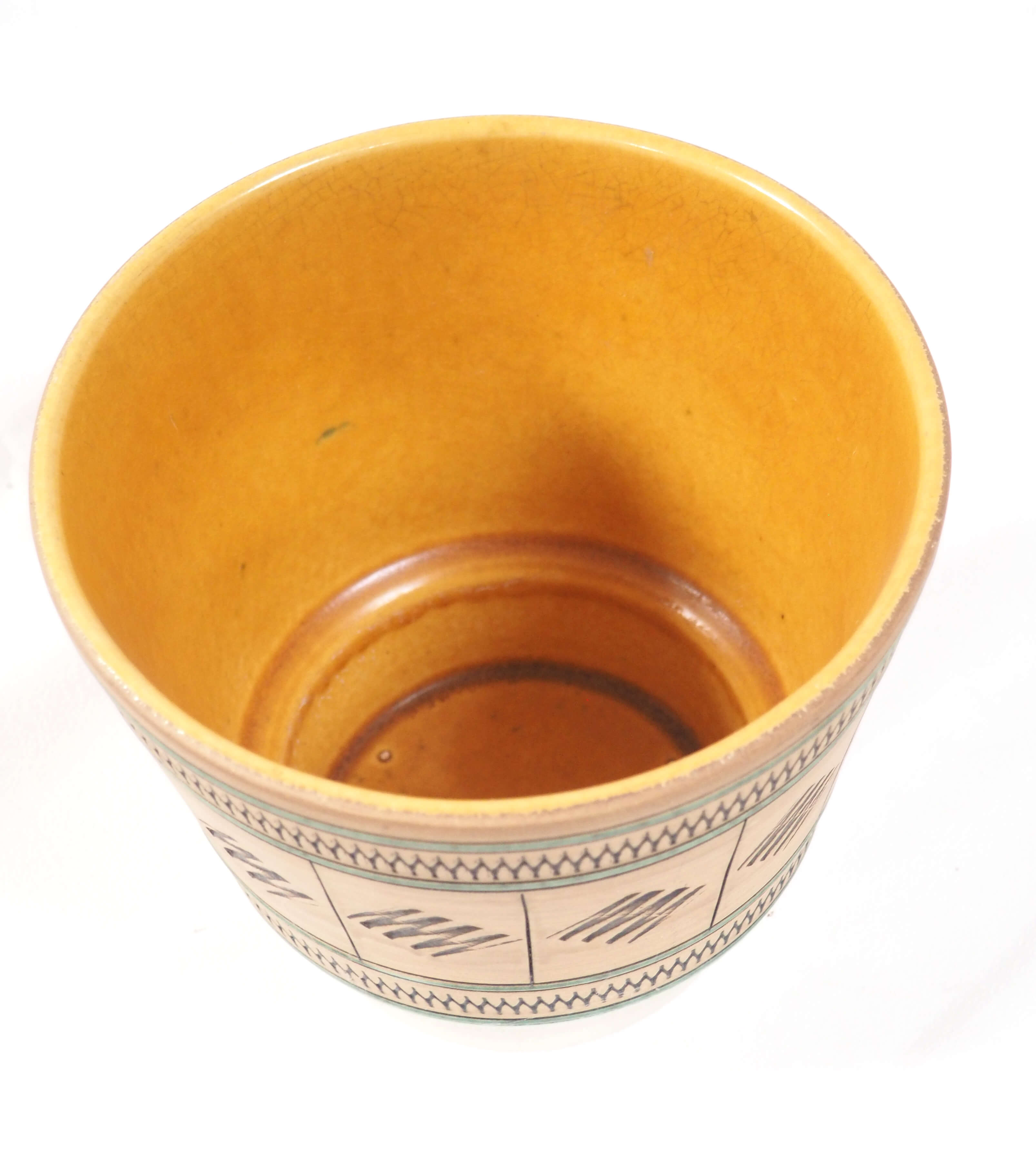 Earthenware pot cover