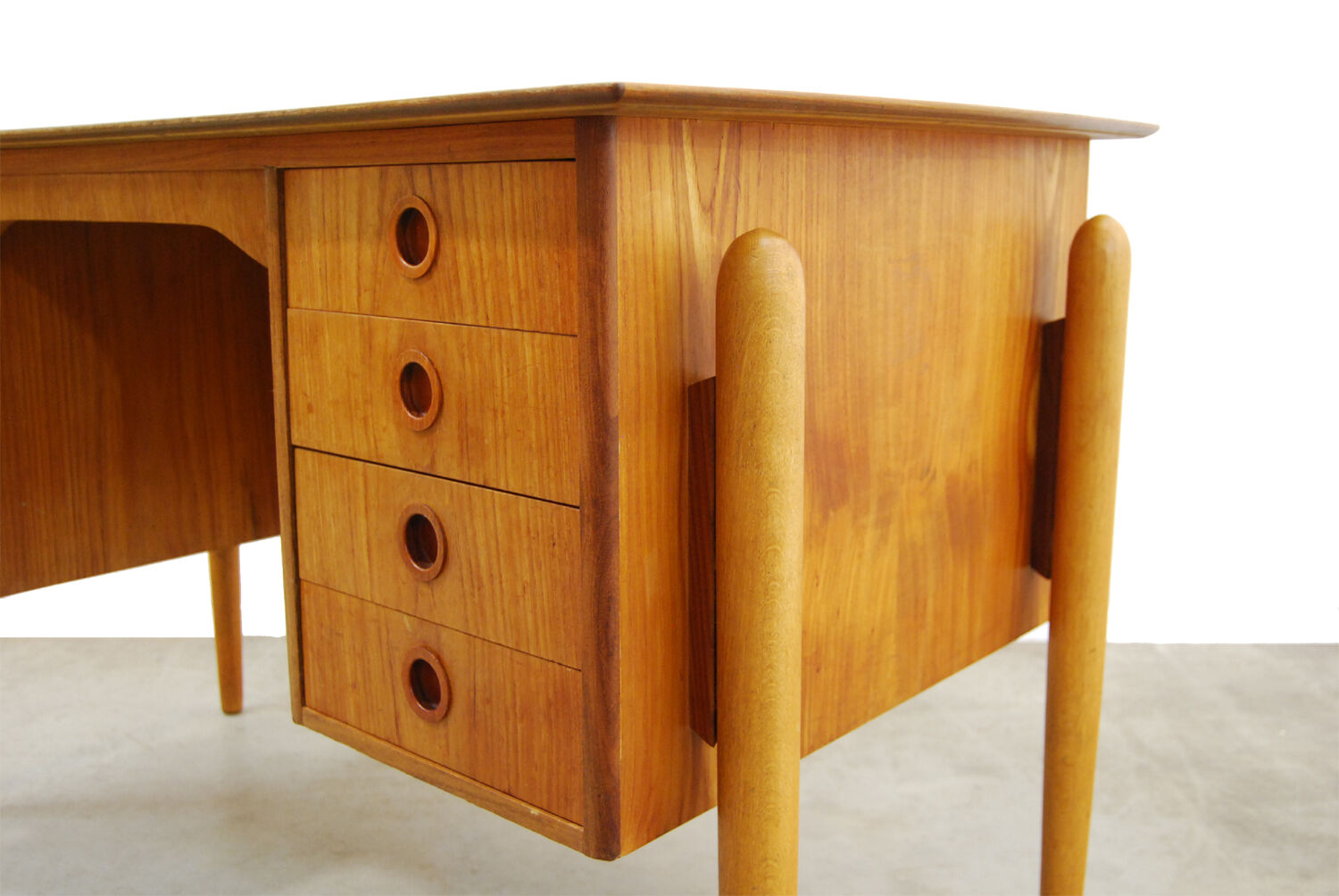 Vintage Pine Veneer Desk, 1960s