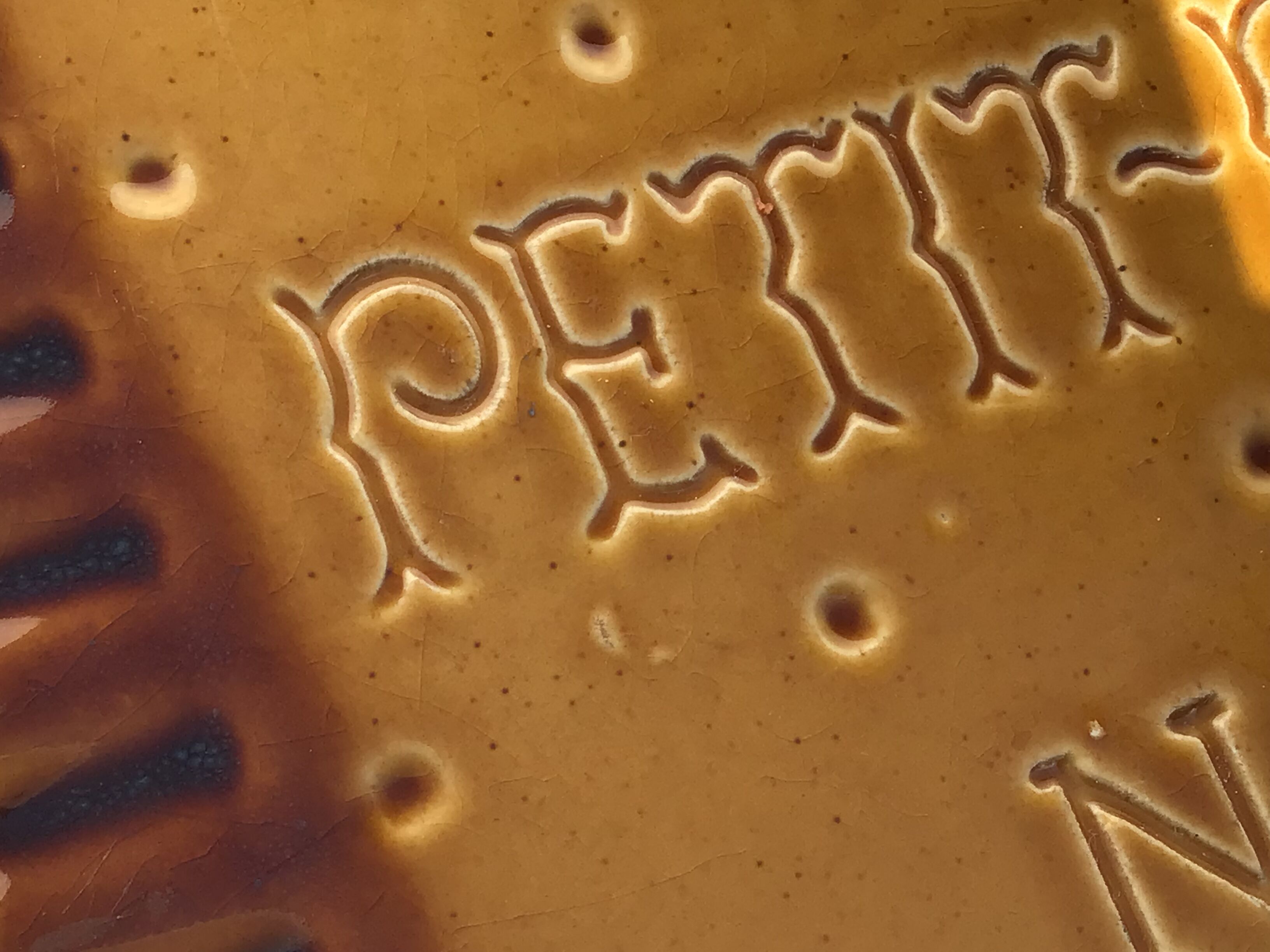 Underside Lu Petit-Beurre Nantes earthenware