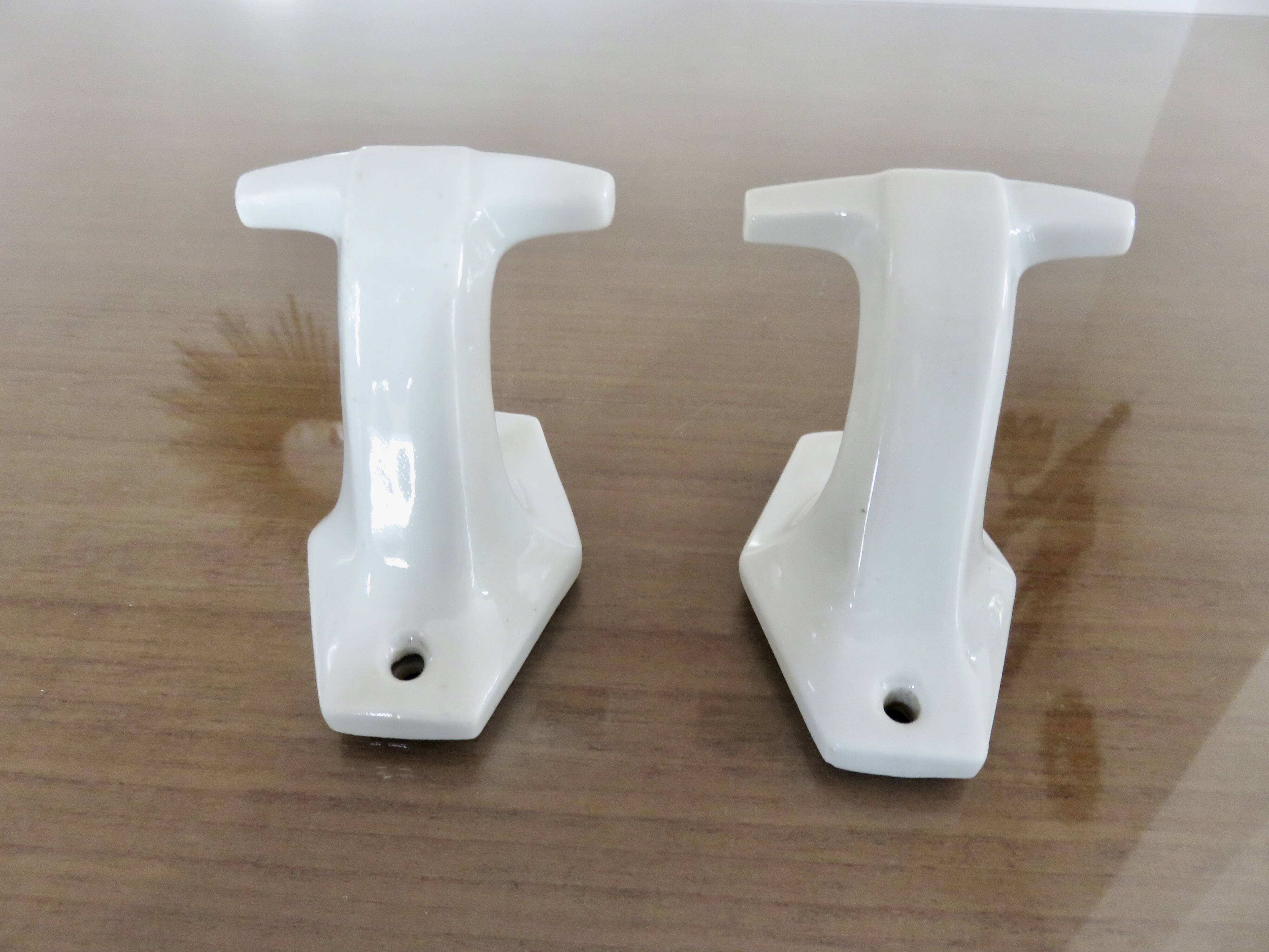 Pair of coat hooks, coat rack, in white porcelain, art deco 30s 40s