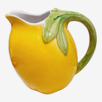 Lemon pitcher