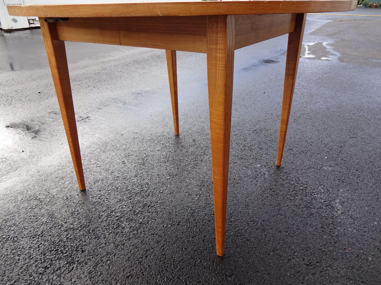 Table ronde marqueterie étoile avec allonges
