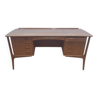 Teak Desk, designed by Svend Aage Madsen for H.P. Hansen, Denmark, 1960s