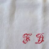 Old tablecloth & 5 linen damask napkins