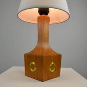 Lampe de table, teck et laiton, années 1960, Suède