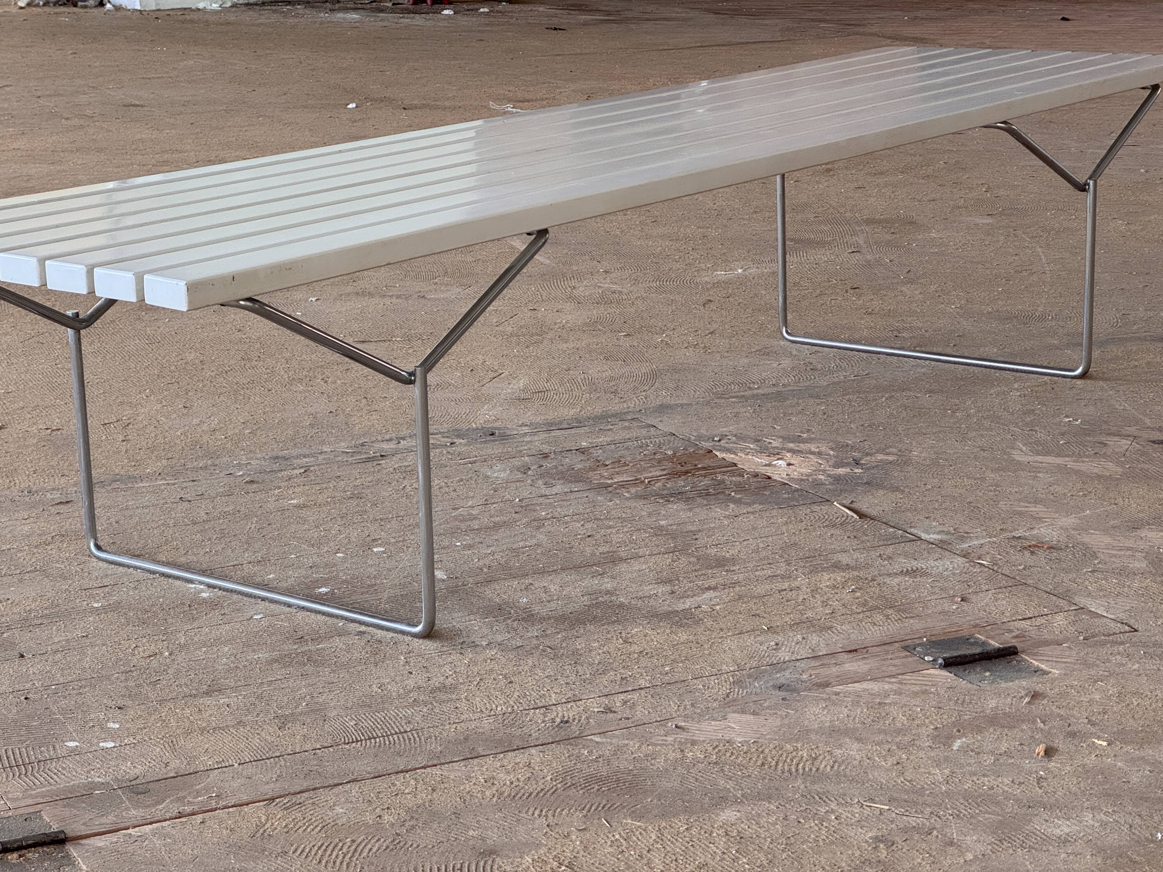 Harry Bertoia designer bench for Knoll International circa 1970