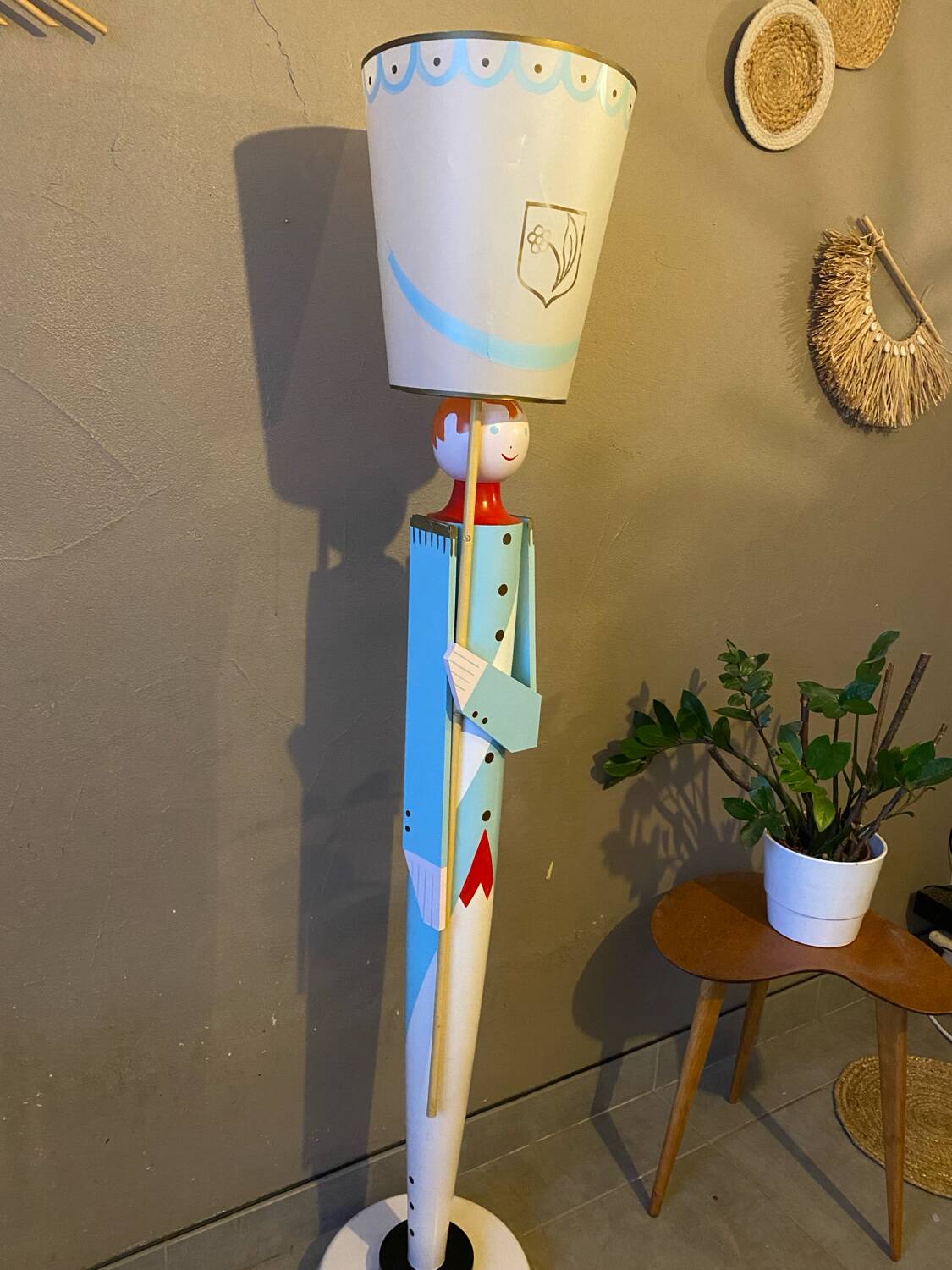 Vintage soldier floor lamp Suzanne bonnichon