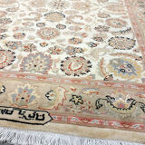 Oriental carpet "Punjab" silk background