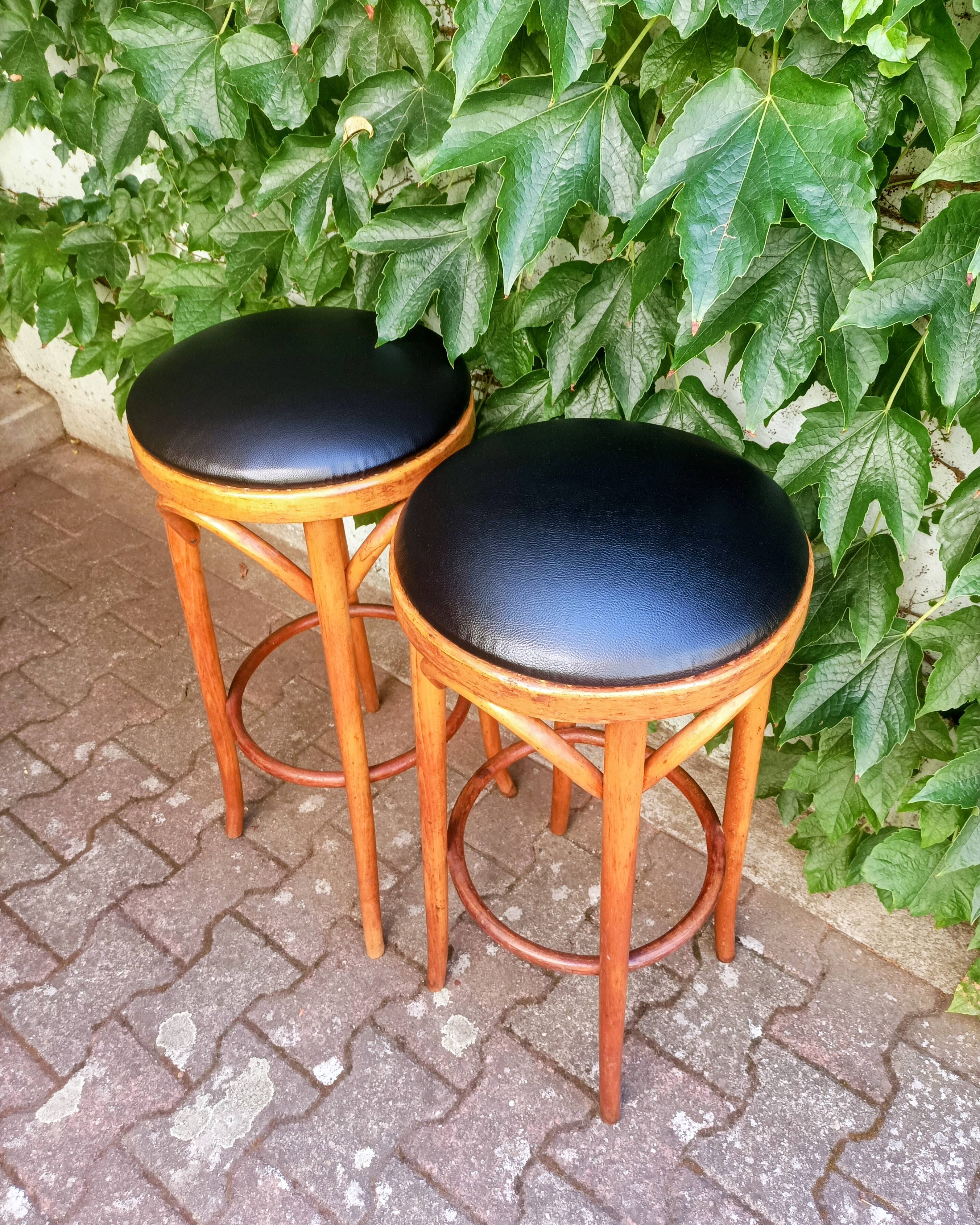 Tabourets de bar bois courbé