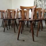 Set de 12 chaises bistrot