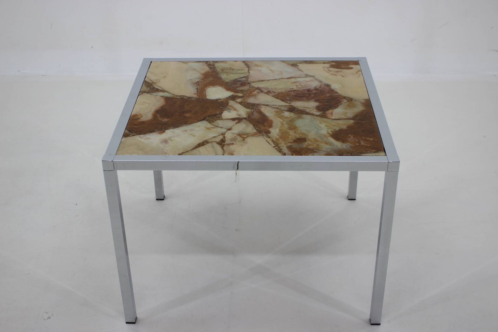 Table basse plaquée en résine et pierre chromée des années 1980, Allemagne