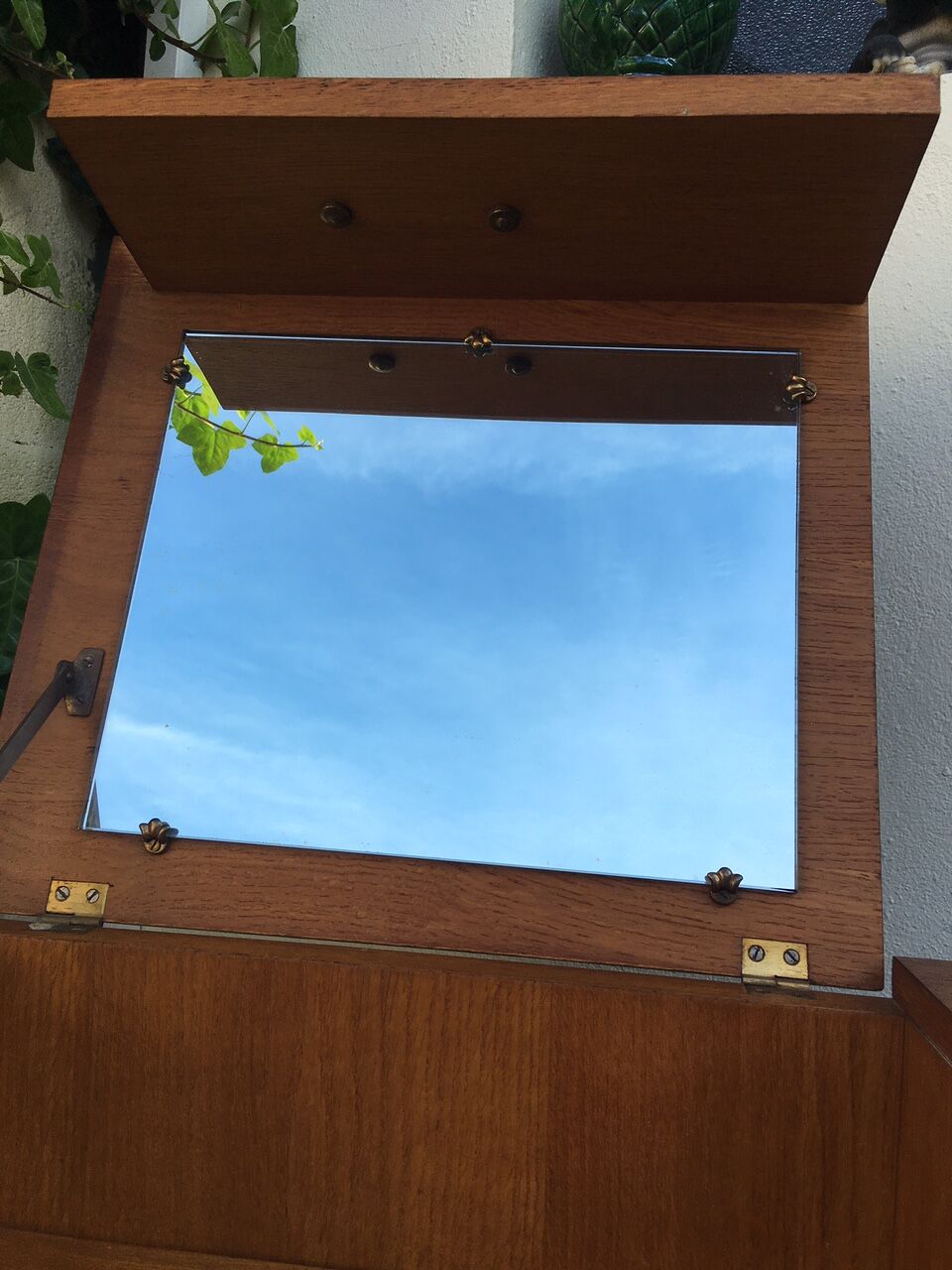 Compas foot hairdresser