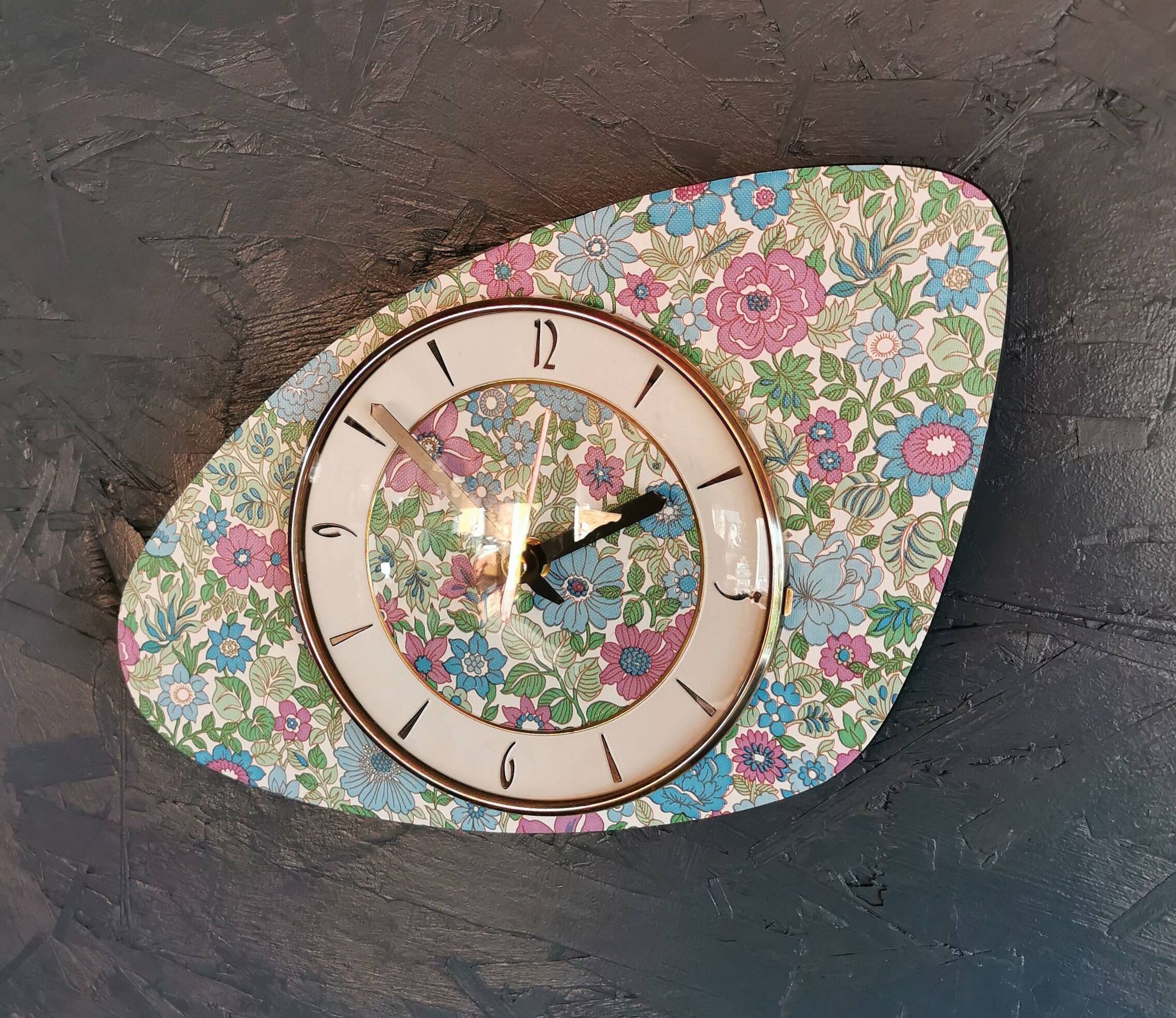 Vintage formica clock silent asymmetrical wall pendulum "Flowered blue purple"