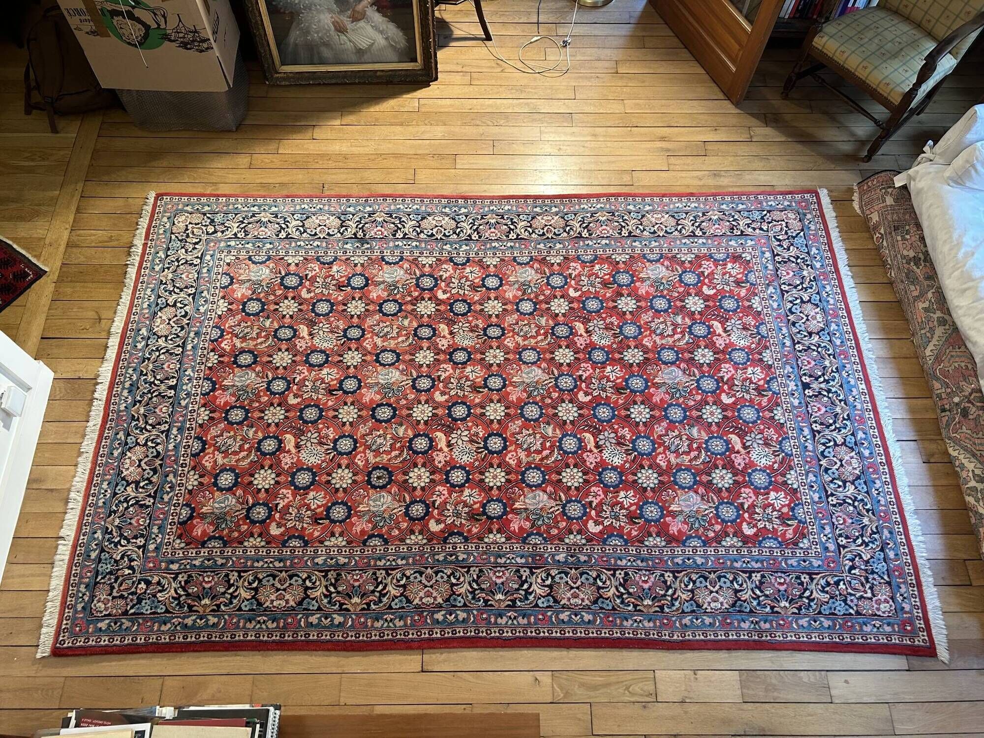 Selling an Iranian carpet (Veramin) 3m x 1.97m.