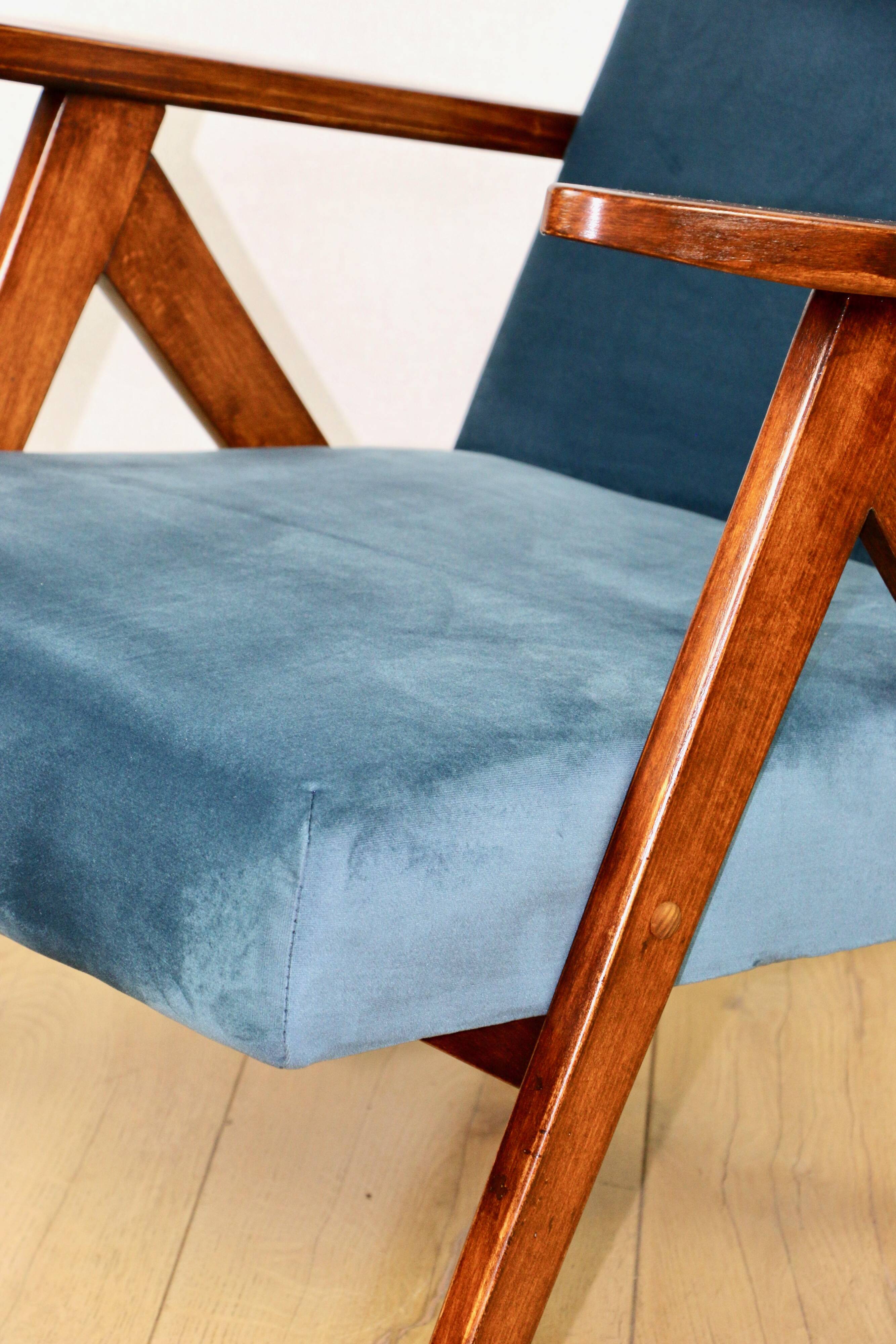 Fauteuil B-310 VAR en velours bleu mer - 2 pièces disponibles