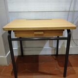 Child formica desk
