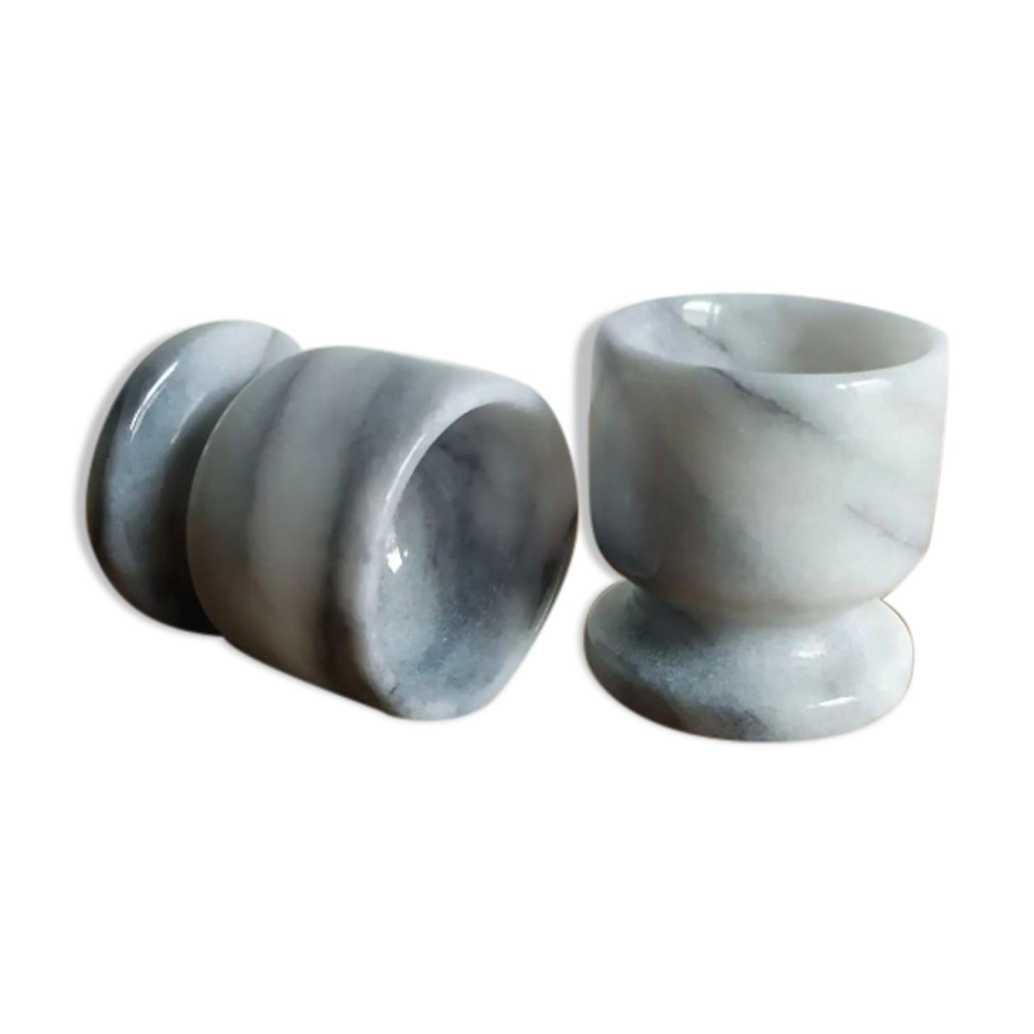 Pair of marble coquetiers