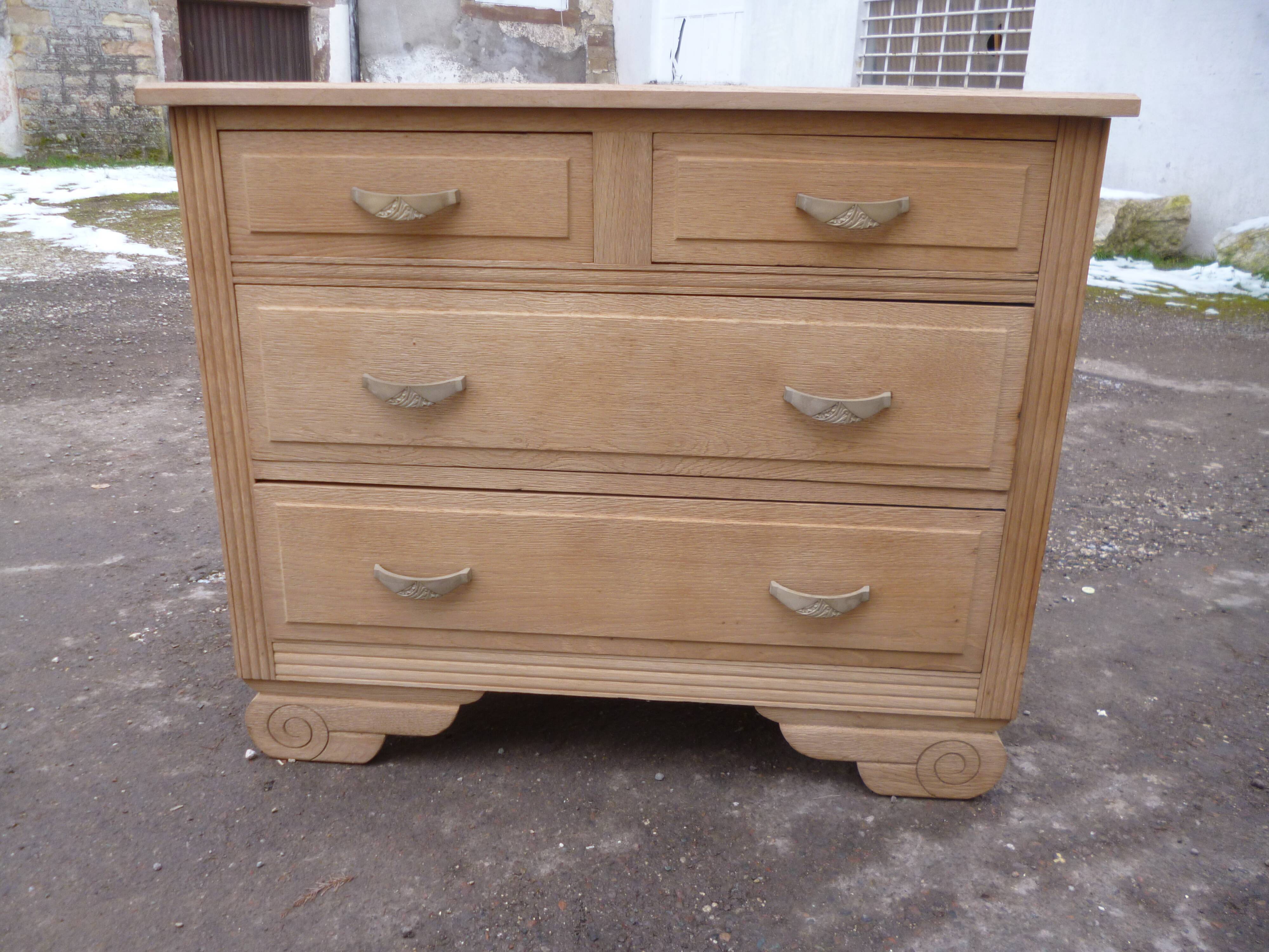 Commode en chêne années 50