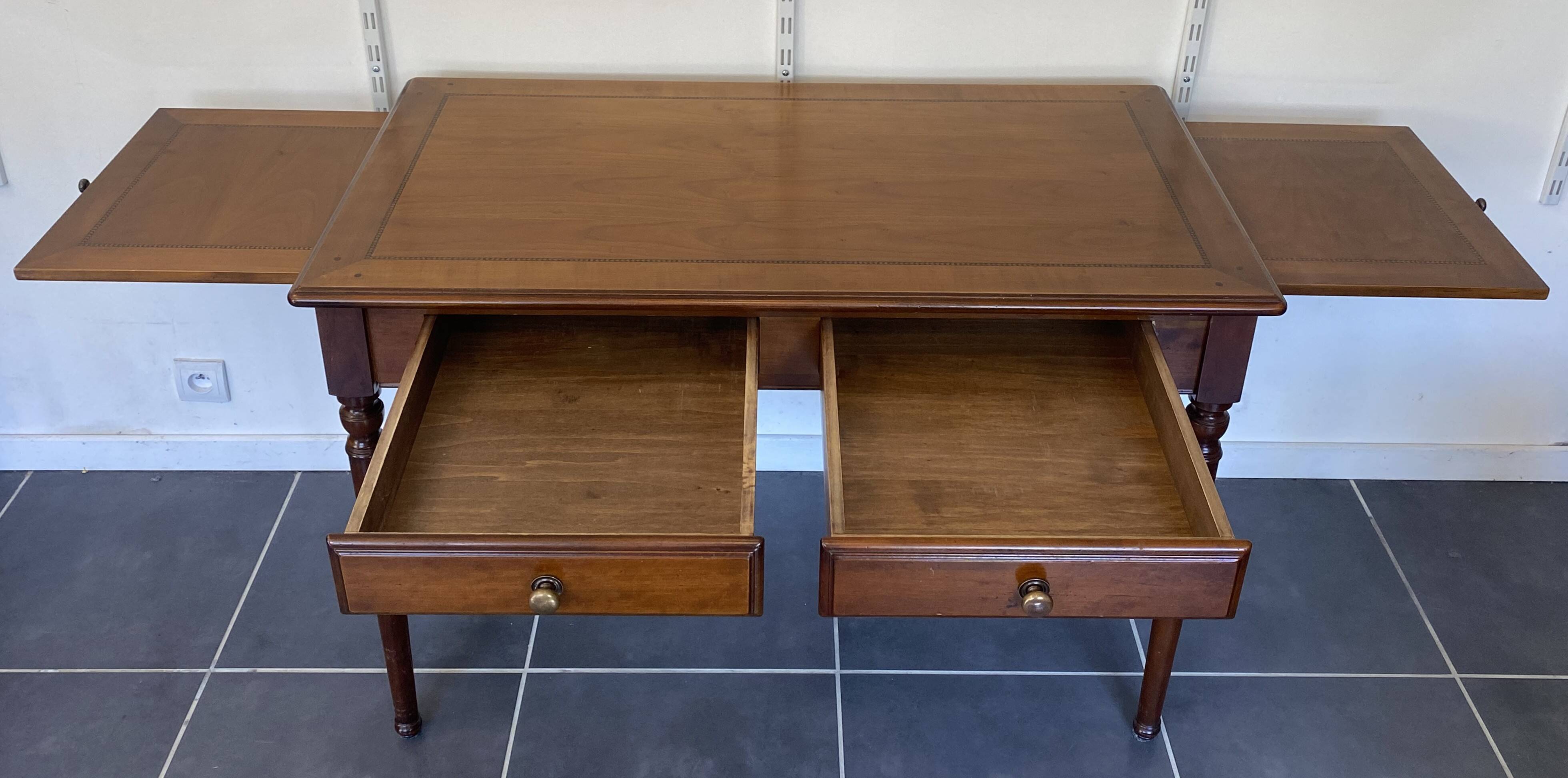 Antique cherry wood desk with marquetry, 2 drawers and 2 shelves, 112x60 h76cm.