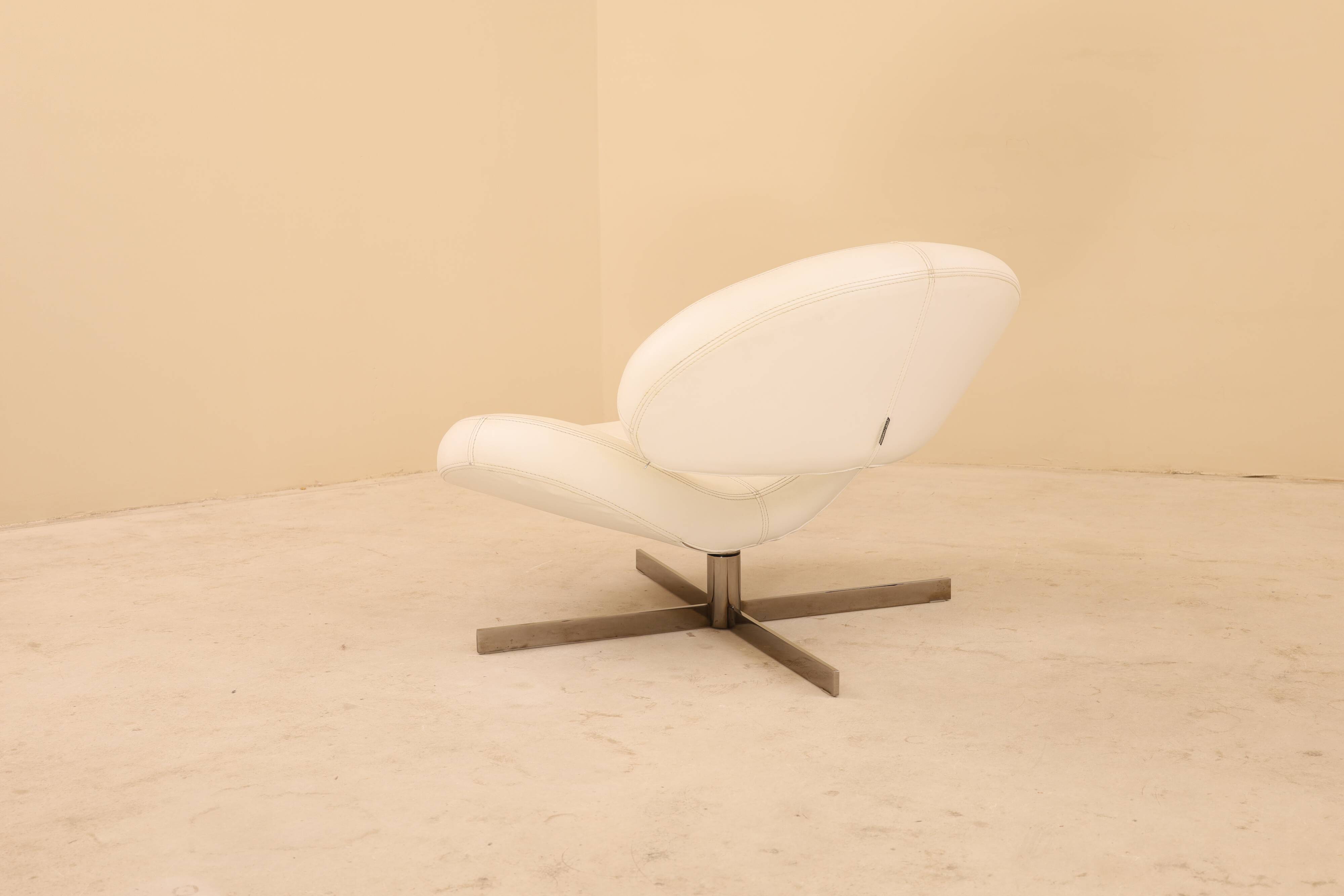 Nuage leather armchair, Roche Bobois, France, 1990s