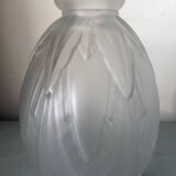 Art Deco vase (circa 1930) signed Etaleune Paris France leaf patterns