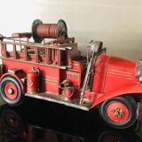 Camion de pompiers ancien