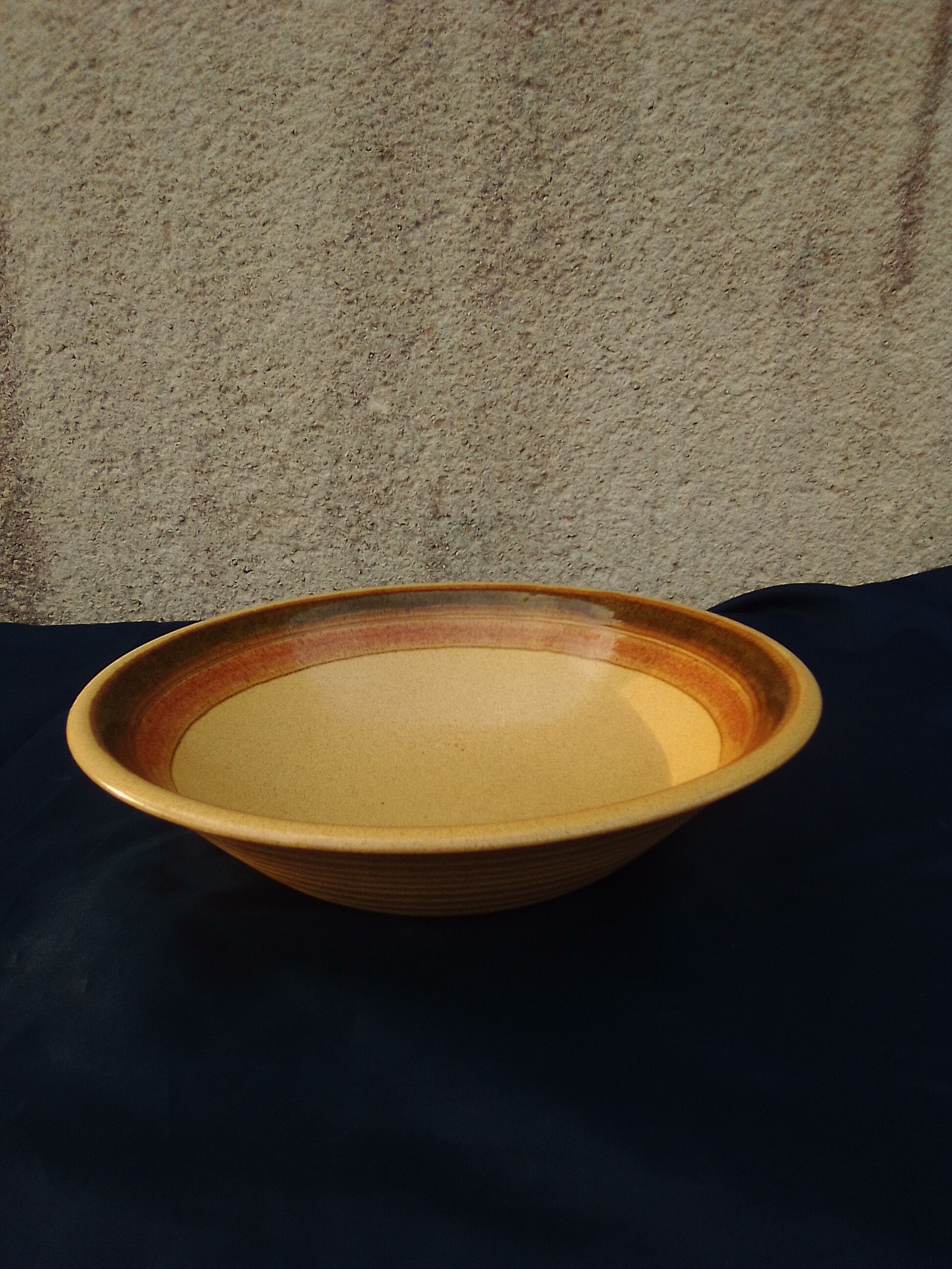 Hollow round flat sandstone Esso diam 23 cm