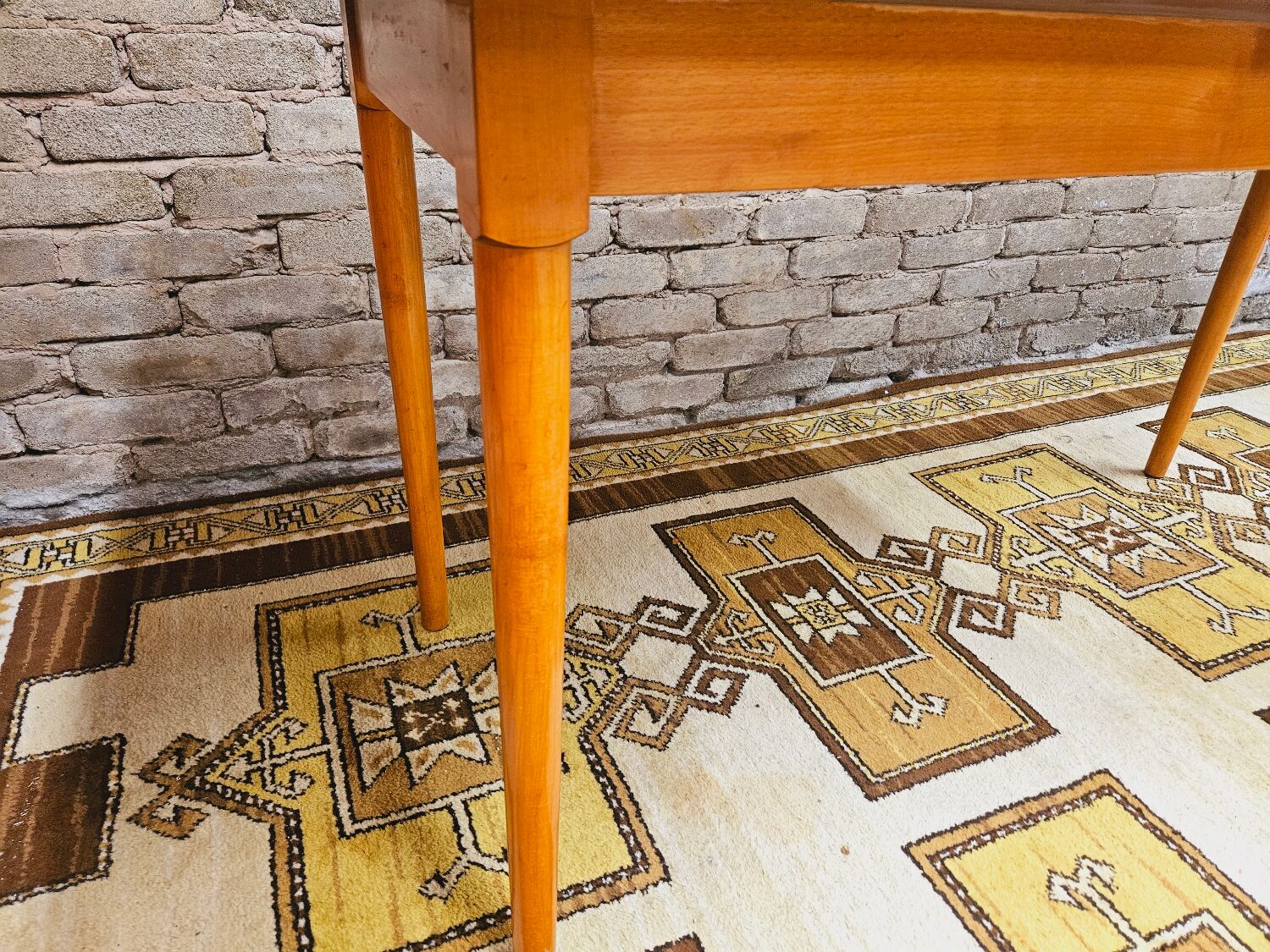 Vintage 70s Inn Bistro Table