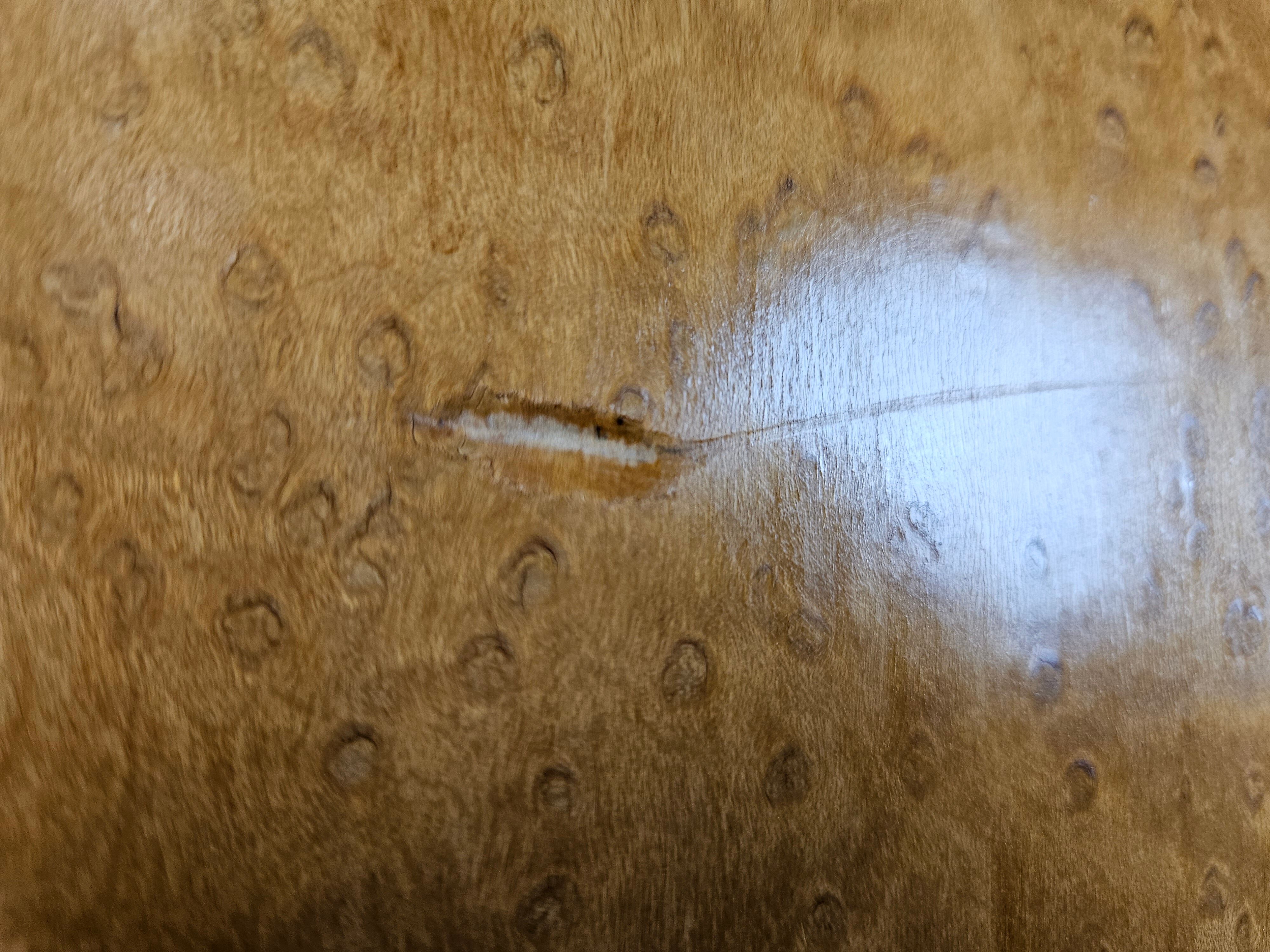 Art decò sideboard in thuja and walnut