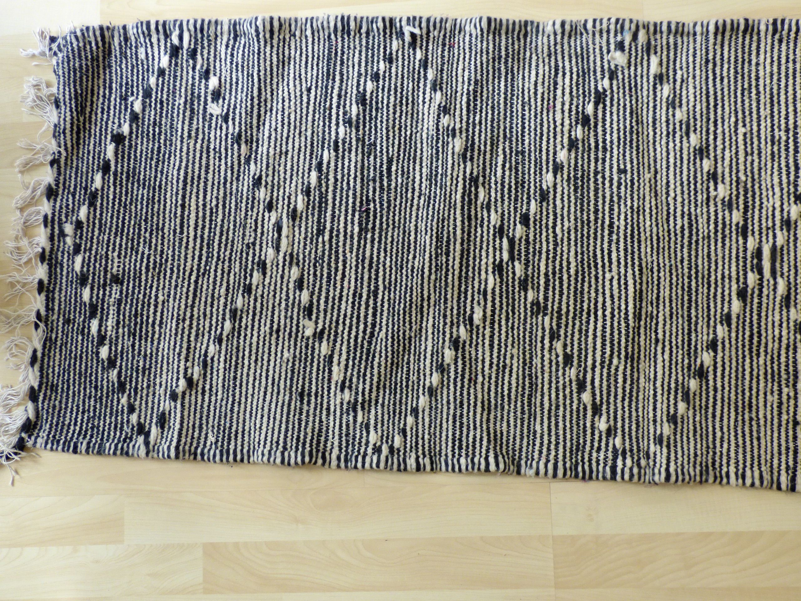 Zanafi Berber carpet in black and white wool