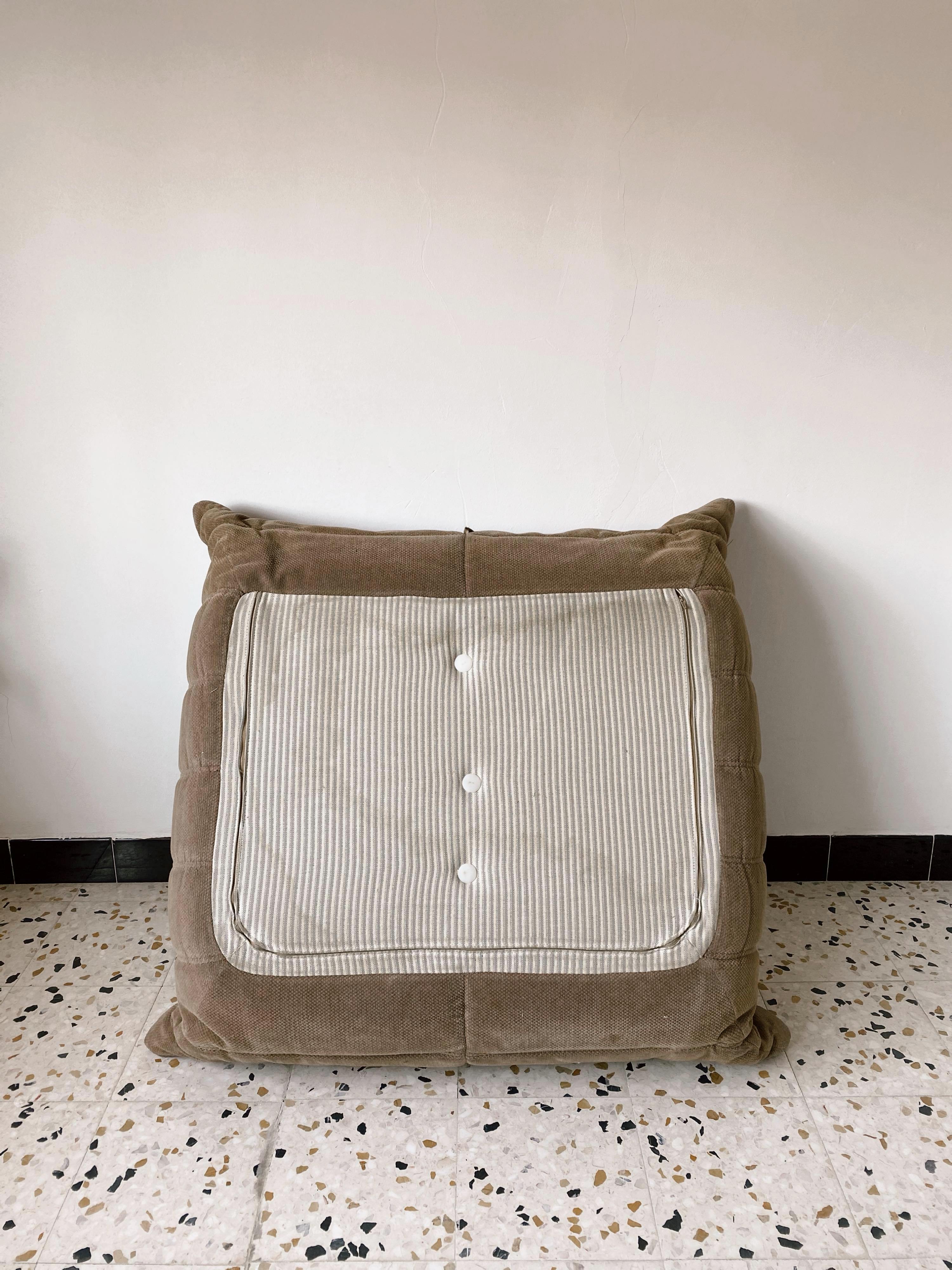 Chair and ottoman Togo by Michel Ducaroy for Ligne Roset
