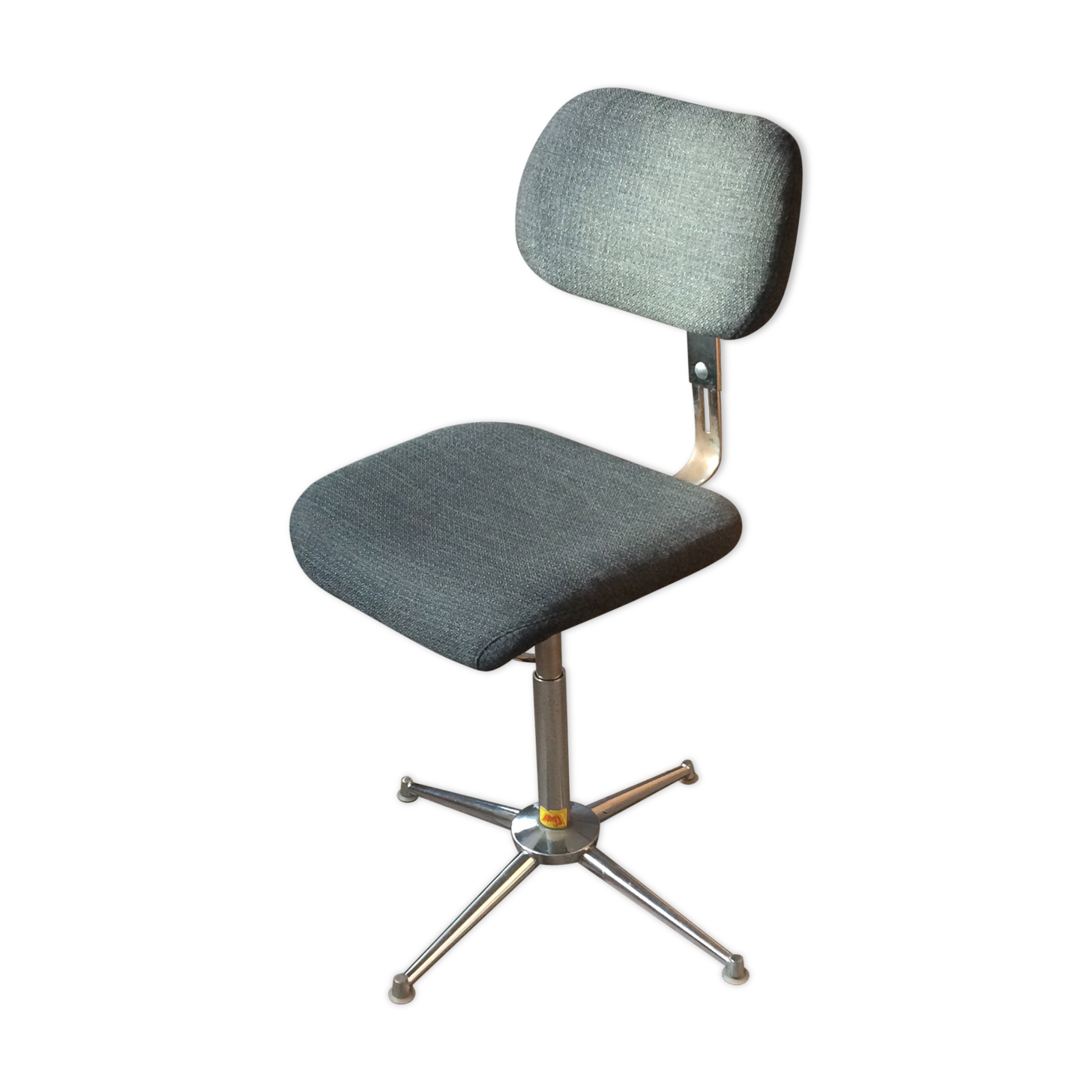 Bad brand swivel chair