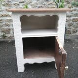 Bedside table