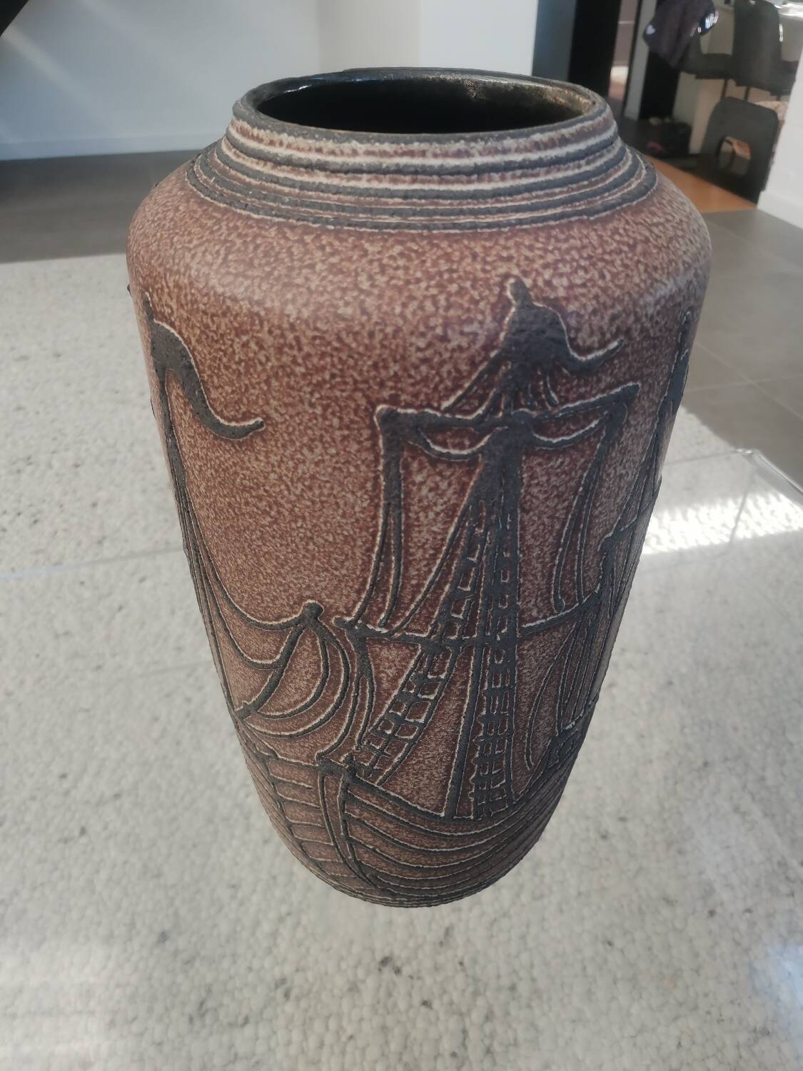 Mid Century Modern Ceramic Floor Vase – Vintage Maritime Ship Design –