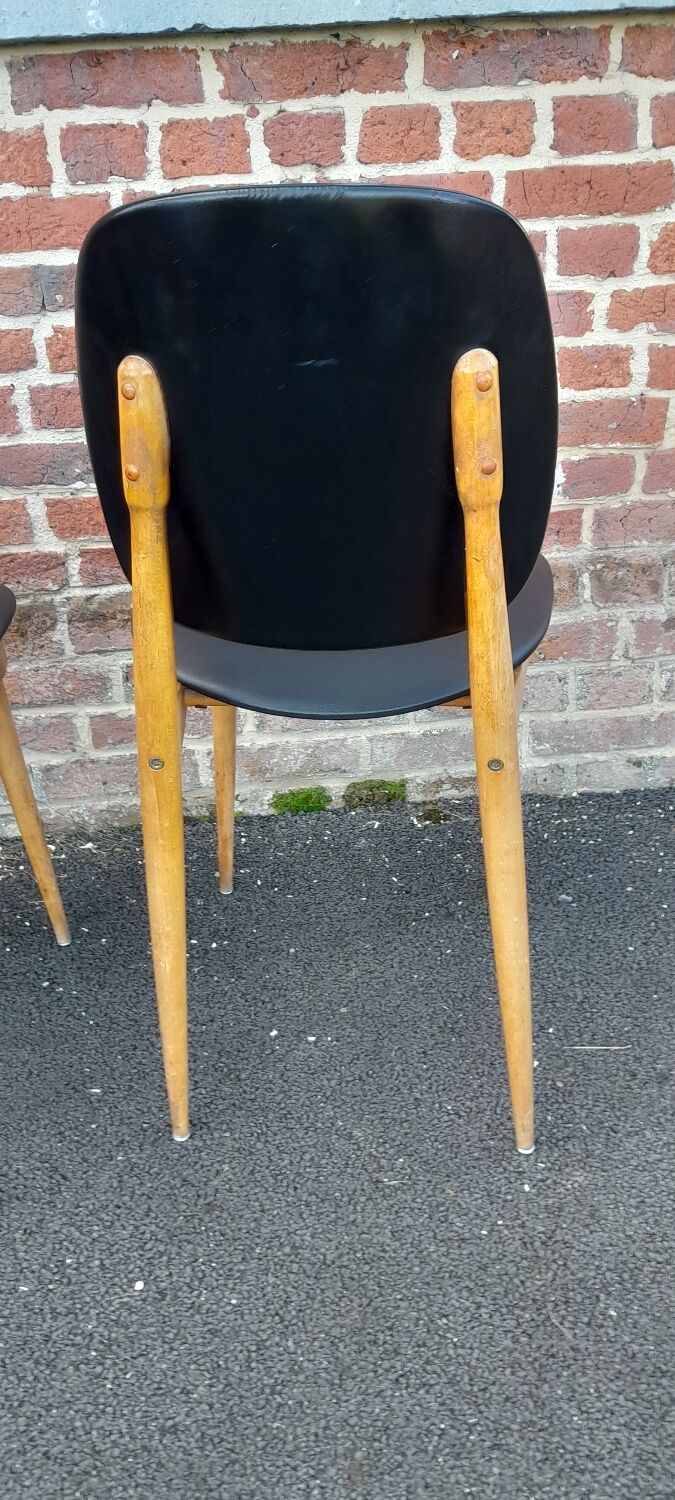 Baumann chairs