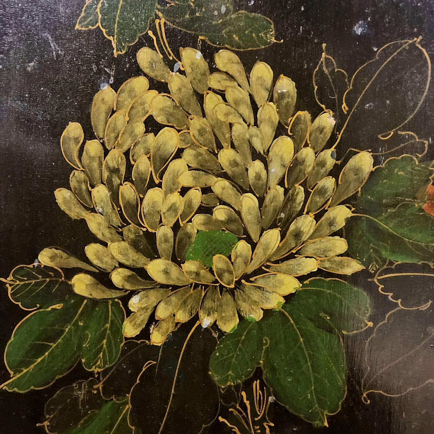 Cabinet vintage noir en laque chinoise avec fleurs et oiseaux / bohème