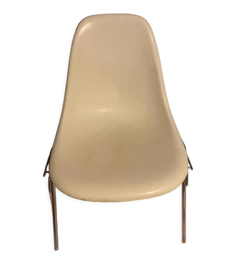Chaise Eames pour Herman Miller coque en fibre de verre