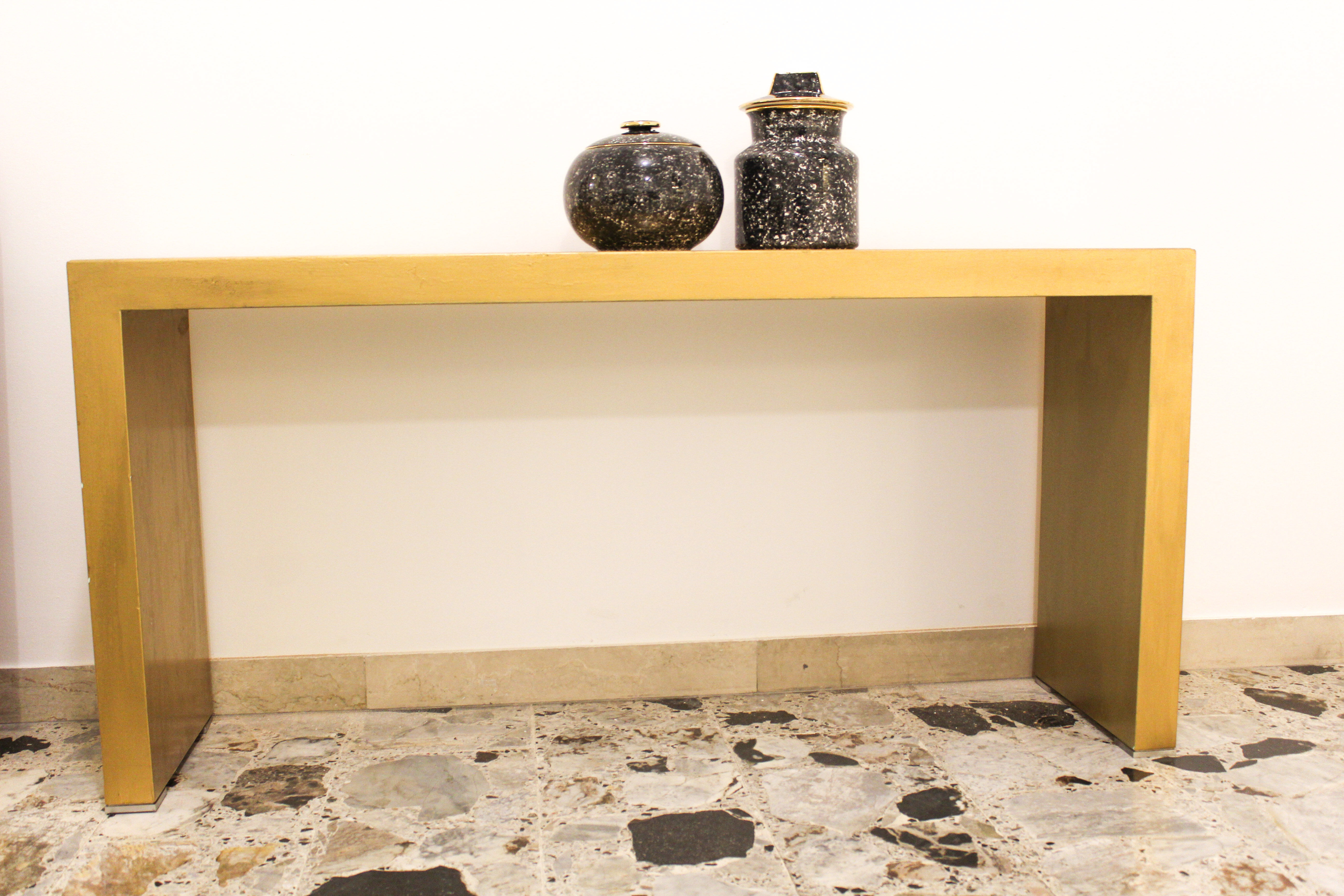 Pair of Vicentina ceramic vases, hand-decorated, Italy 1970'