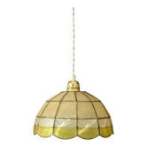 Suspension antique lampshade in beige, white, and yellow mother-of-pearl.