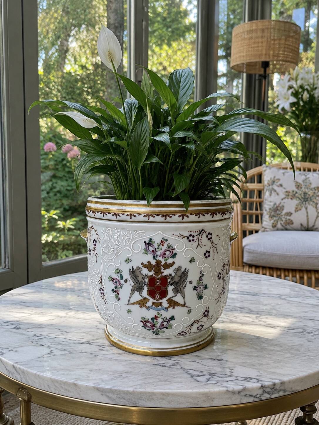 Cache pot en faience