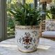 Cache pot en faience