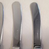 6 English butter knives