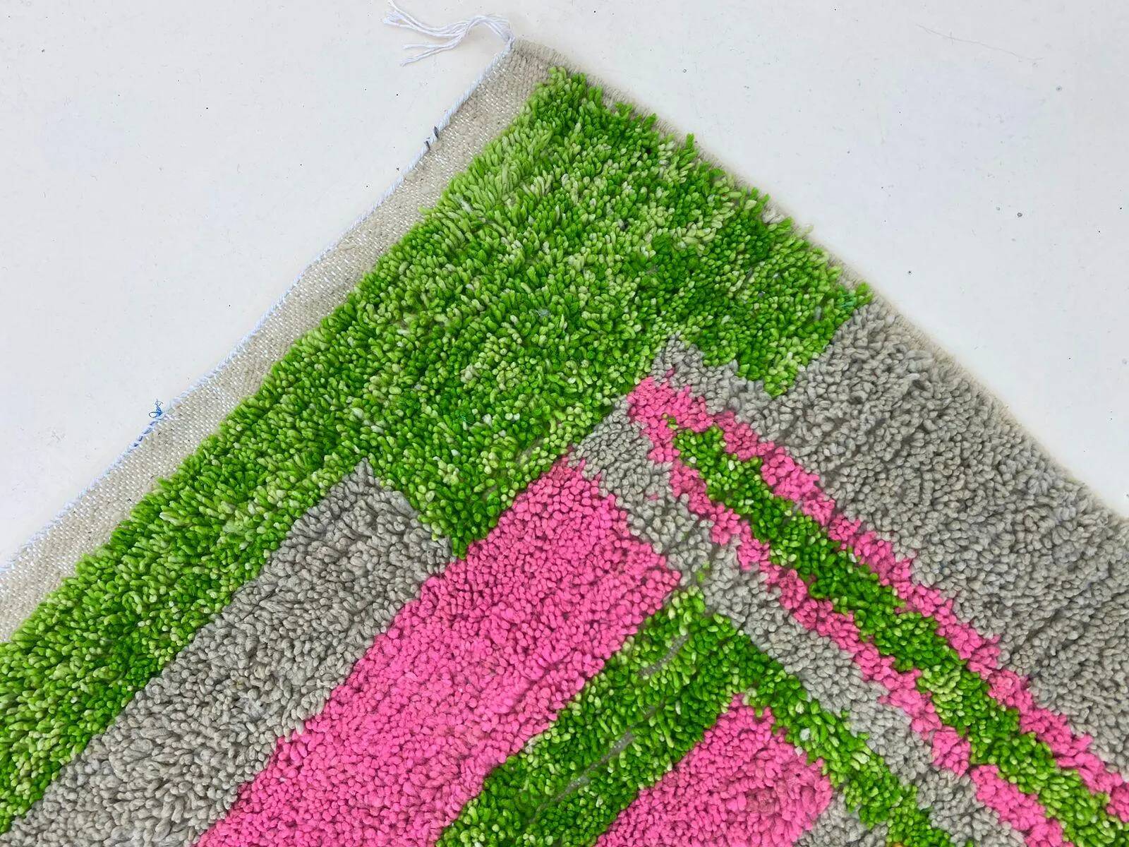 Handmade traditional carpet 250cm x 150cm Moroccan