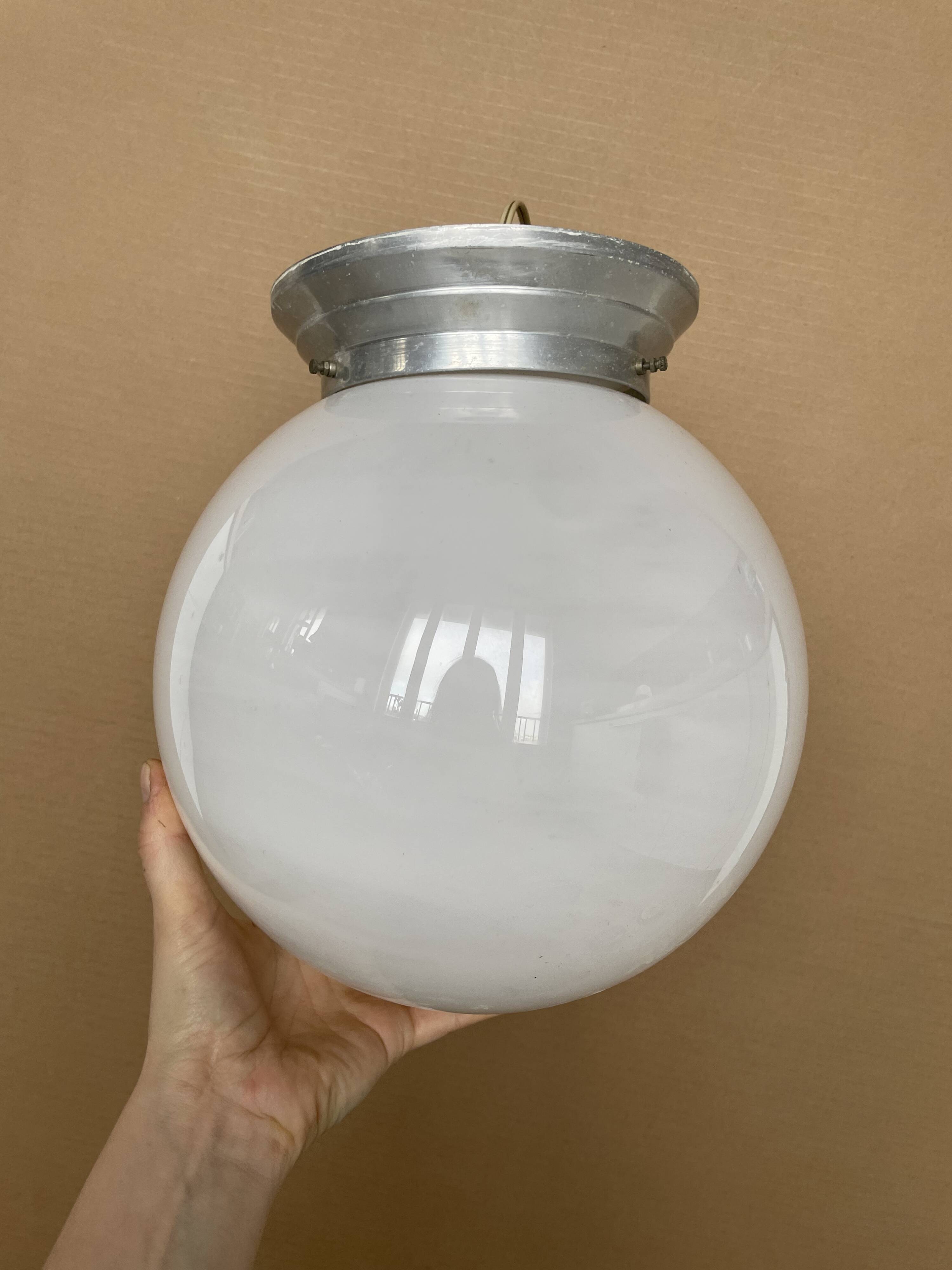 Grand plafonnier / opaline D25cm
